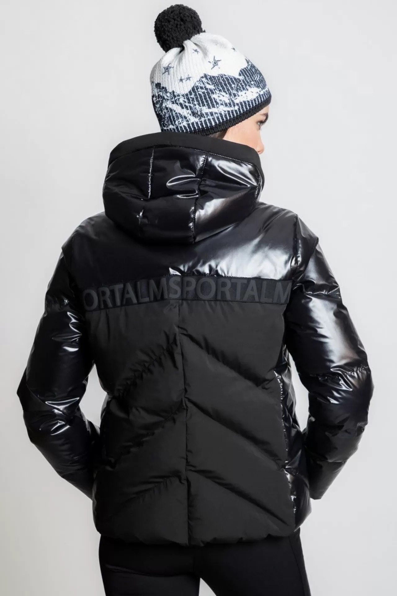 daunenjacke_im_colourblockeffekt_4.webp Daunen-Jacke Im Colour-Block-Effekt^Sportalm Outlet