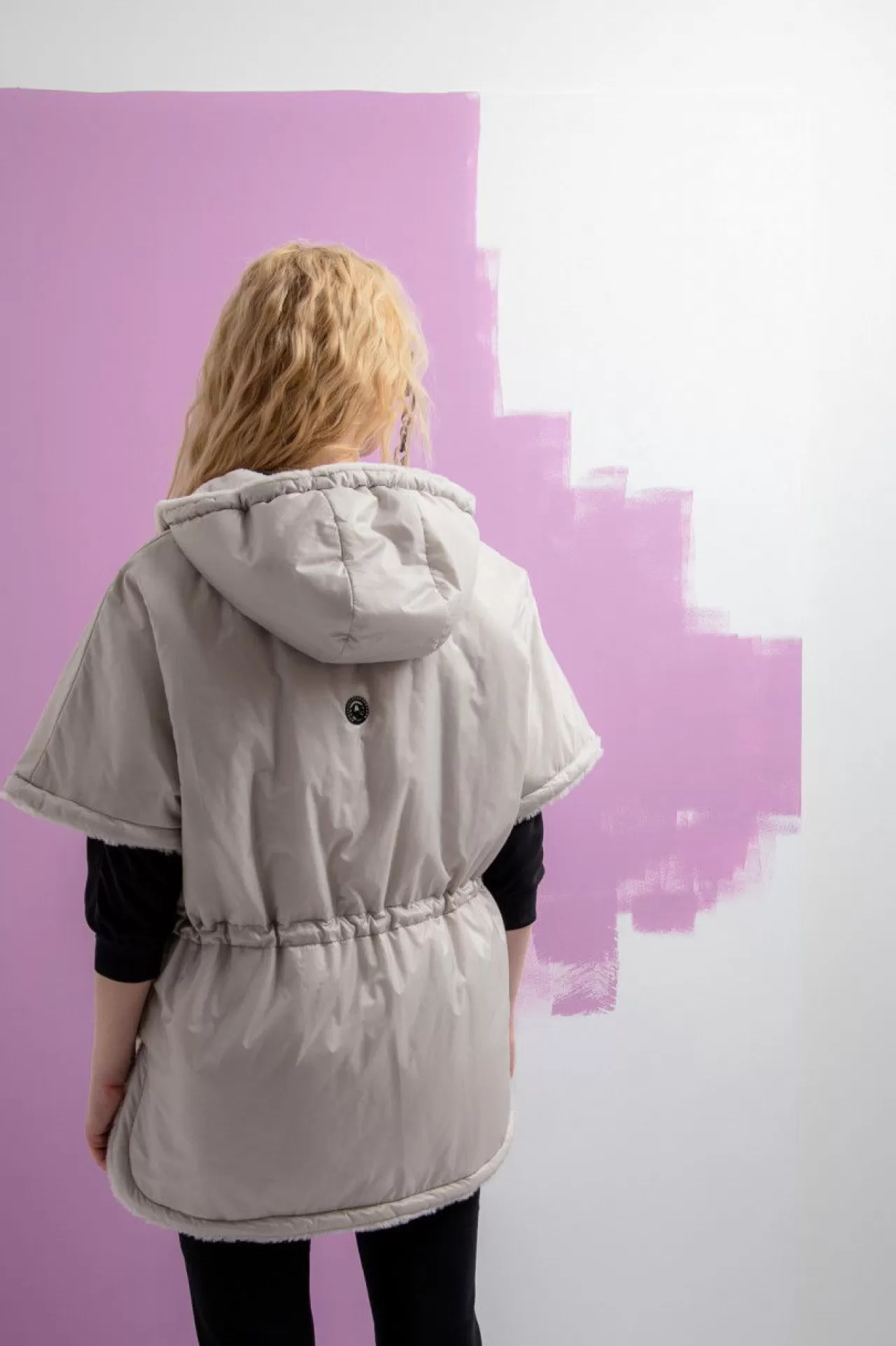 wendecape_mit_fellimitat_3.webp Wende-Cape Mit Fellimitat^Sportalm Outlet