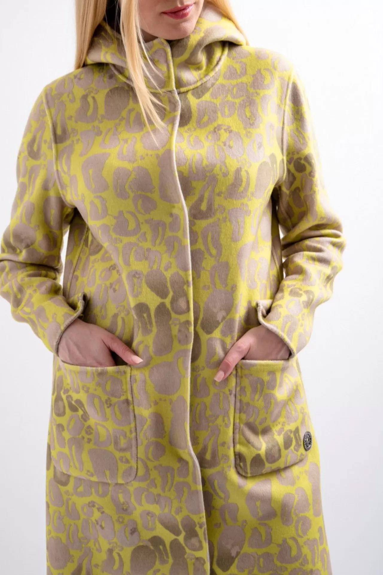 wendemantel_mit_kapuze_5.webp Wendemantel Mit Kapuze^Sportalm Online